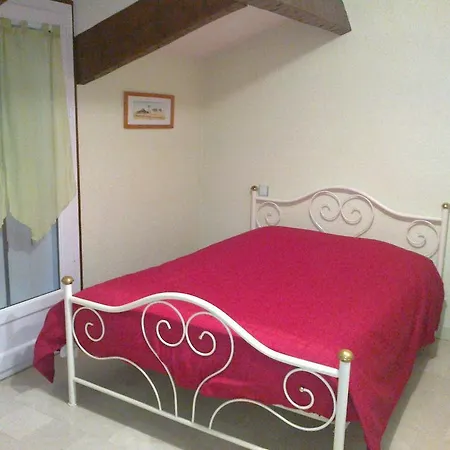 Hébergement de vacances Le Clos Aux Coccinelles Cherveix-Cubas
